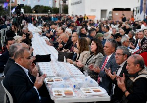 lk ftar Krcamililerle  Yapan Bakan Uysal : Krcami de naatlar balayabilir