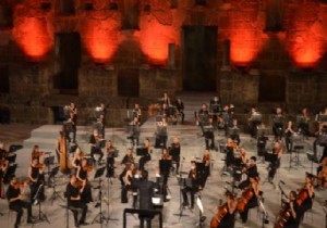 27 inci Uluslararas Aspendos Opera ve Bale Festival  gala konseriyle balad