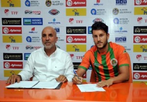 ALANYASPOR SEFA YILMAZ I 1 YILLIINA RENKLERNE BALADI