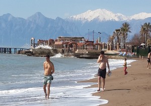 ANTALYA SAHLLERNDE DENZ KEYF BALADI