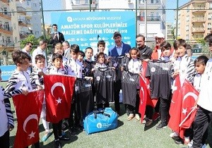 Antalya Bykehir Belediyesi nden 150 Amatr Spor Kulbne Malzeme Yardm