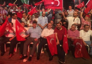 ANTALYA DA DEMOKRAS NBET DEVAM EDYOR