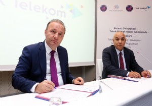 AKDENZ NVERSTES VE TRK TELEKOMDAN BRL