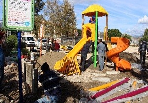 Antalya Bykehir Belediyesi nden Kumluca ya ocuk Park