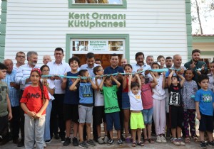 Kent orman ktphanesi kaplarn at