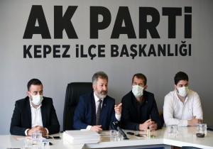 le Bakan Bayraktar : CHP kendisiyle kavga etmekten,  Antalyaya hizmeti unuttu