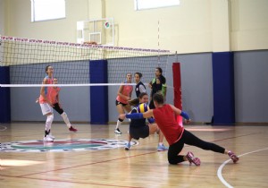 Kepez Voleybolda Parkeye kyor