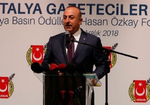 Bakan avuolu Fransa da Yaanan Olaylar Deerlendirdi