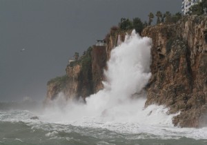 METEOROLOJ DEN SAANAK YAI VE FIRTINA UYARISI