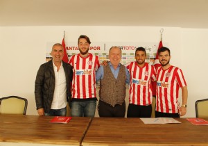 ANTALYASPOR 3 FUTBOLCUYU DAHA RENKLERNE BALADI