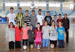 KORKUTEL DE VOLEYBOLUN ALTYAPISI OLUUYOR