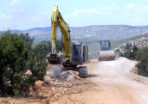 KORKUTEL DE YOL YAPIM VE ONARIM ALIMASI