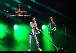 MAROON 5 HAYRANLARI EXPO 2016 KONSER ALANINI SALLADI