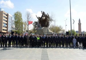 Trk Polis Tekilatnn 177.Kurulu Yl Dnm Trenlerle Kutlanyor